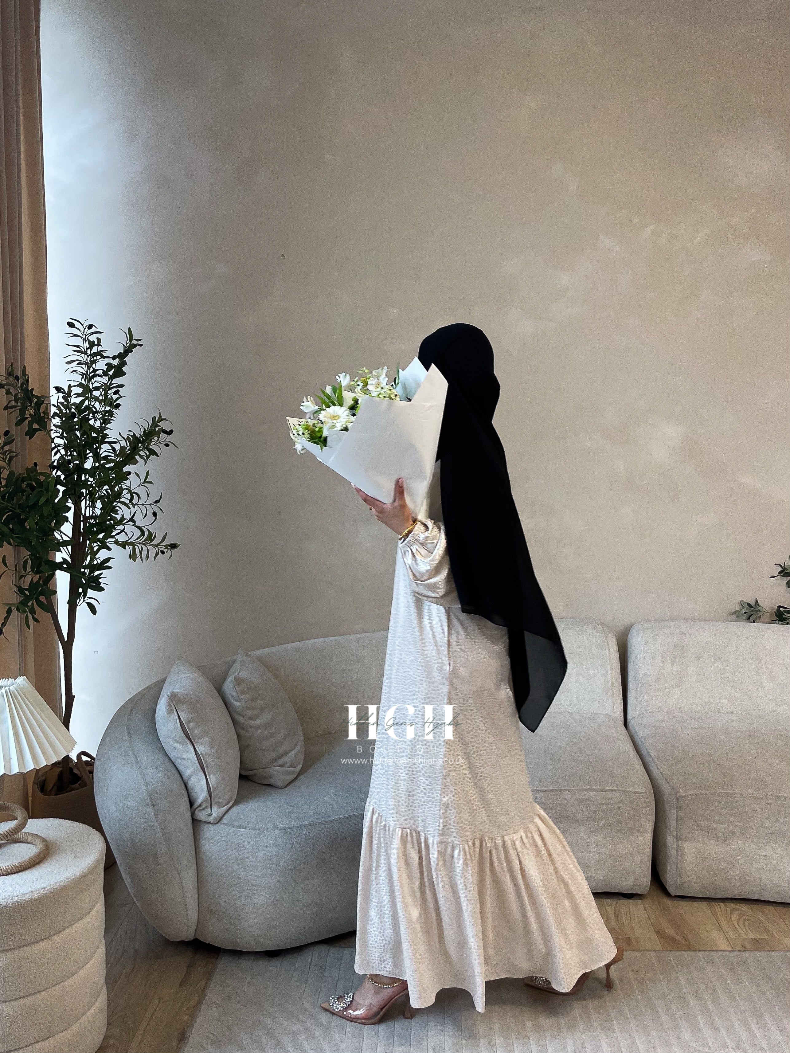 Sale | Zaina Satin Print Dress | Ivory