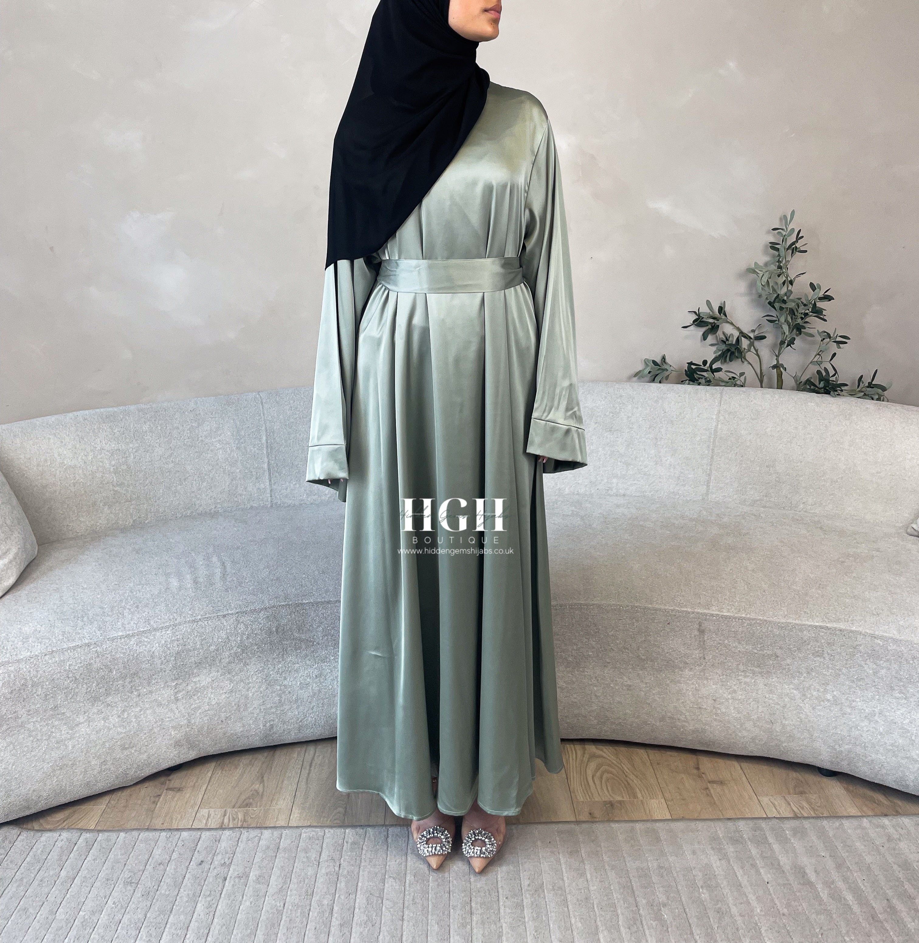 Wide Sleeved closed Satin Abaya | Mint