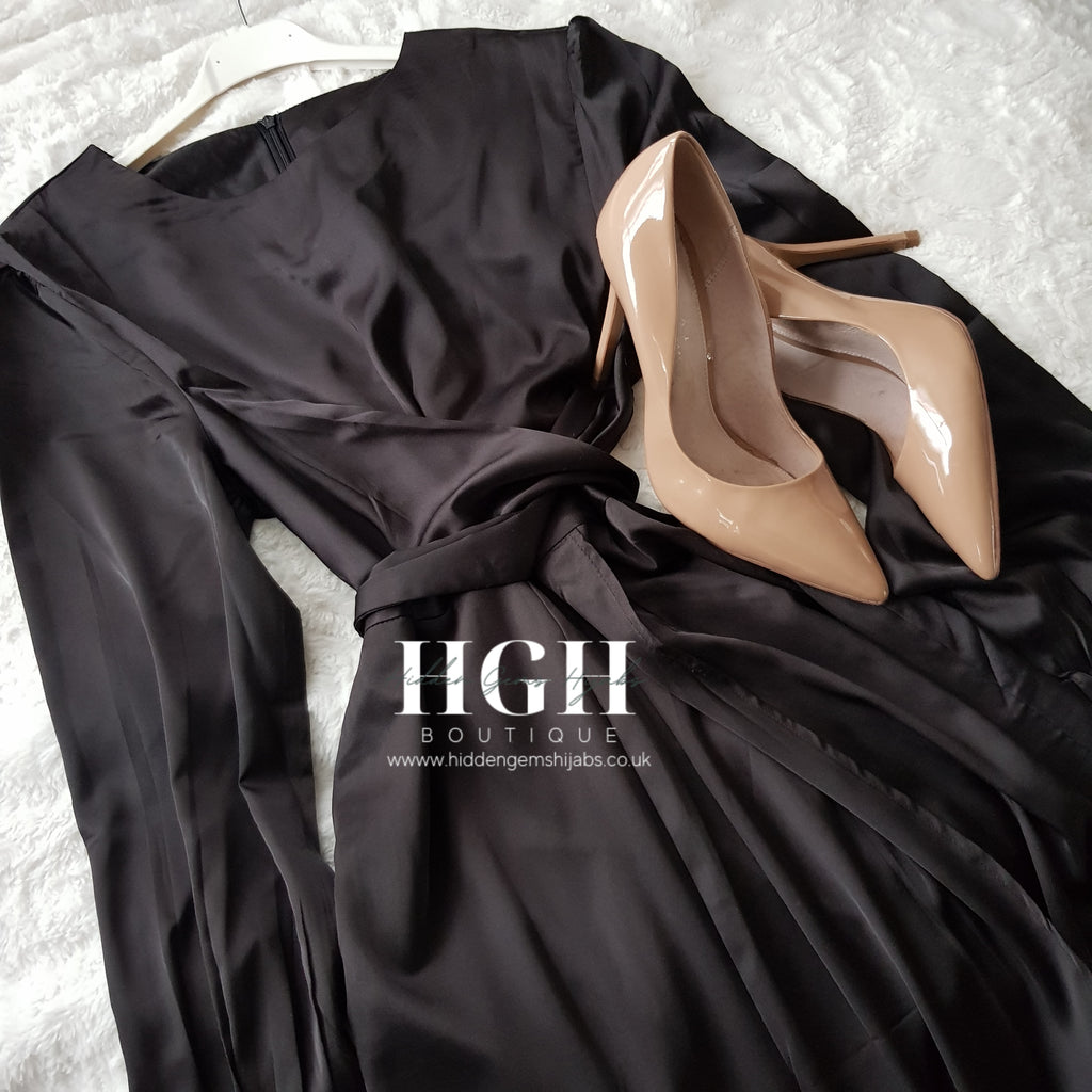 Noura Satin Wrap dress | Noir